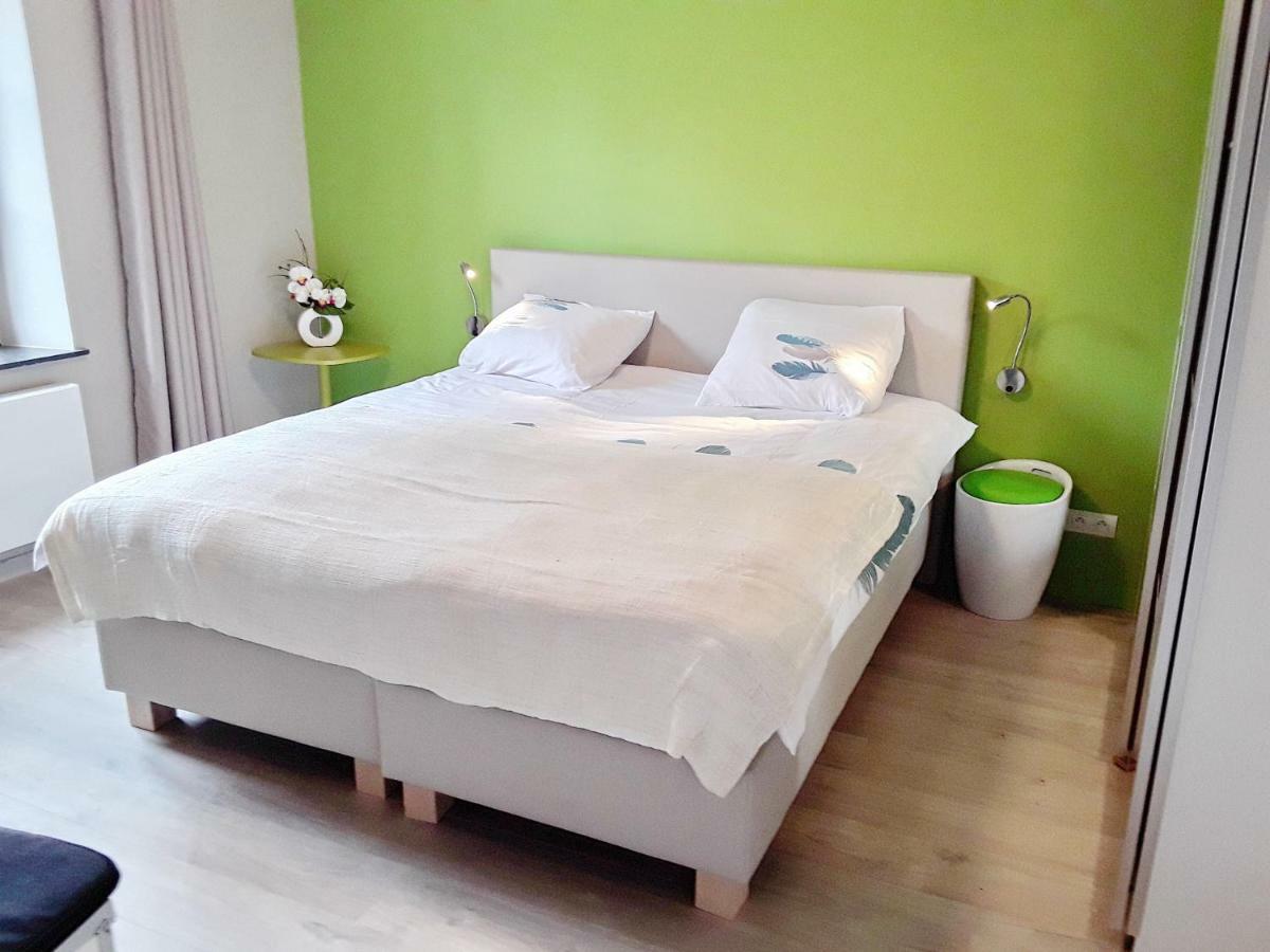 Le Jardin Du Bord De Meuse Bed & Breakfast Namur Dış mekan fotoğraf
