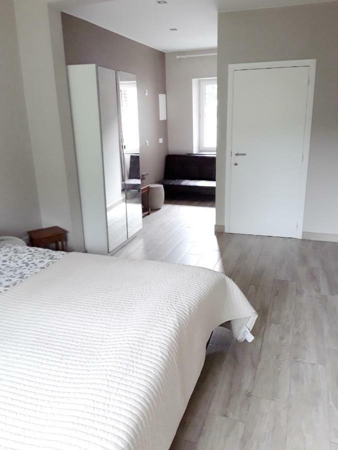 Le Jardin Du Bord De Meuse Bed & Breakfast Namur Dış mekan fotoğraf