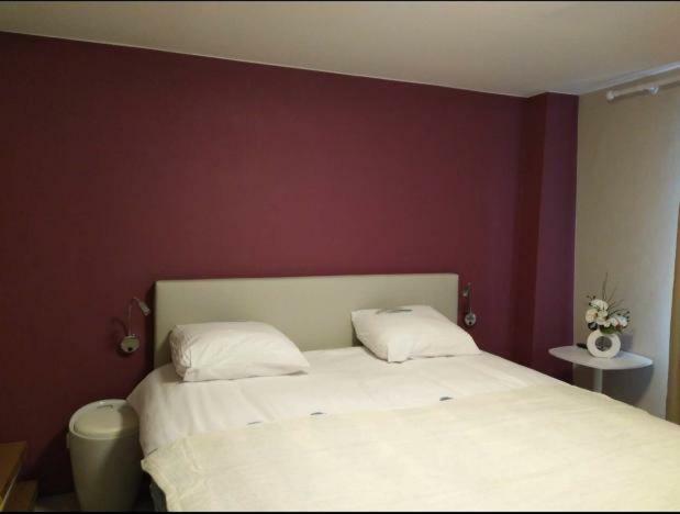 Le Jardin Du Bord De Meuse Bed & Breakfast Namur Dış mekan fotoğraf